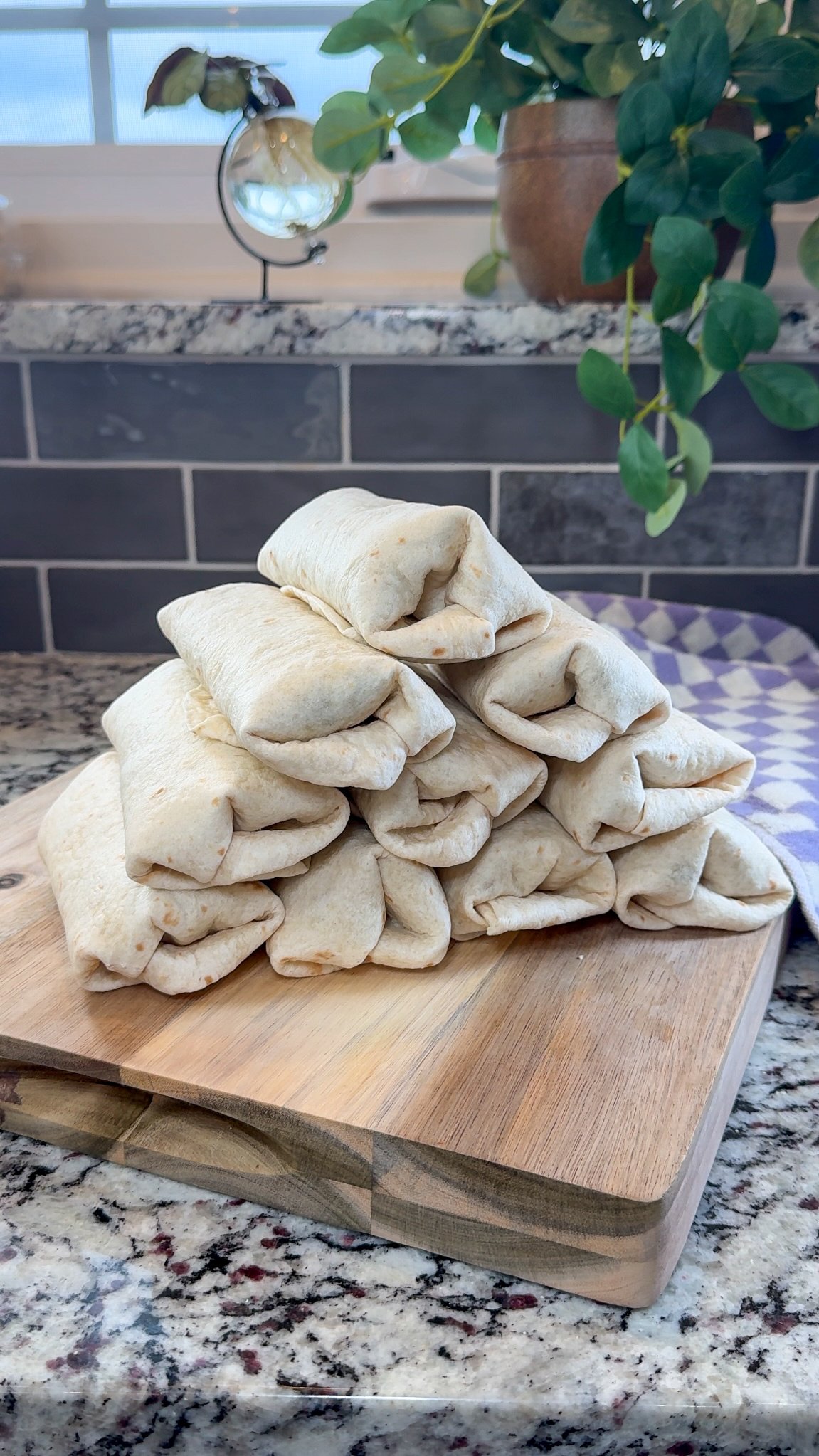 Freezer-Friendly+Breakfast+Burritos